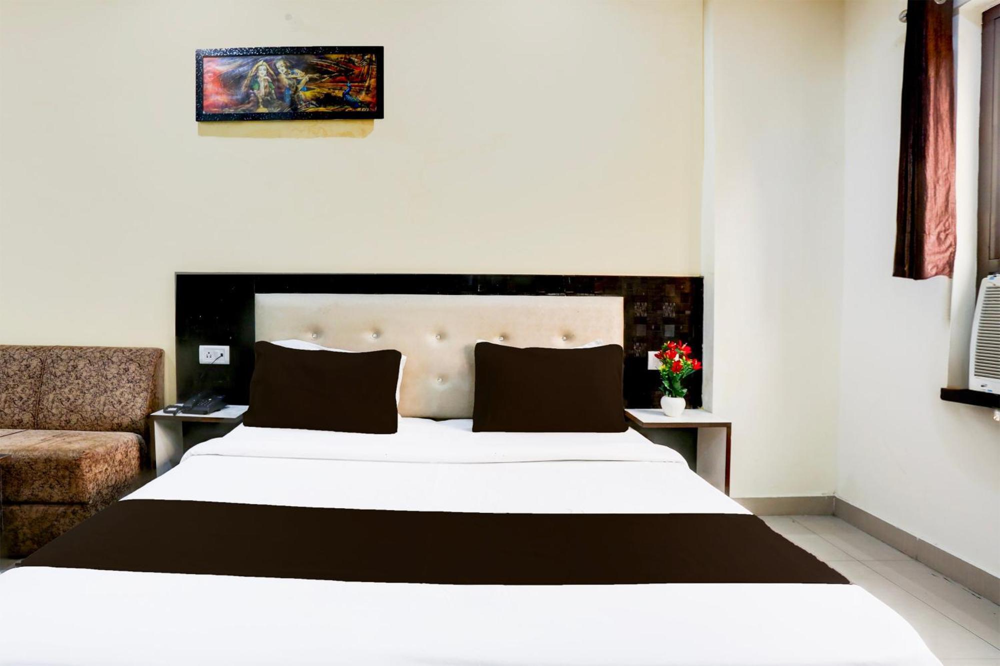Capital O 42035 Hotel Raj Ganga Raiwala Bagian luar foto